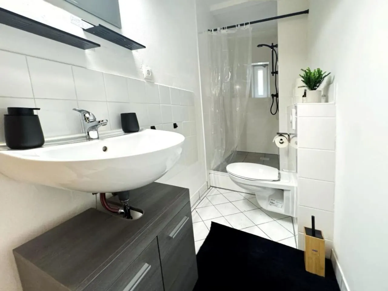 Holidayhome Apartments I Spacious Private Room In Heart Of Berlin Germany